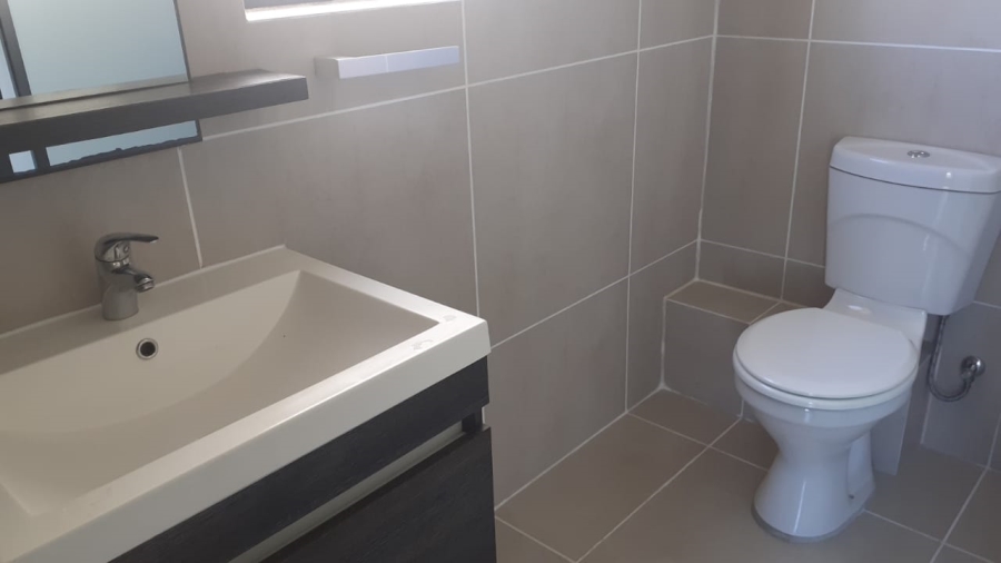 To Let 3 Bedroom Property for Rent in De Velde Western Cape